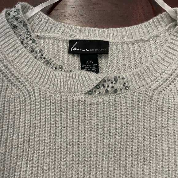 Lane Bryant women’s size 18-20 Matalic Embellished gray/ silver dressy sweater. - Picture 5 of 5